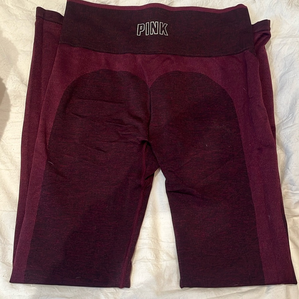 PINK Seamless Cranberry Leggings